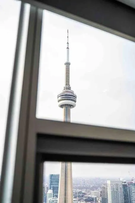Apartment Signature View Of Cn Tower In Lux Toronto Condo